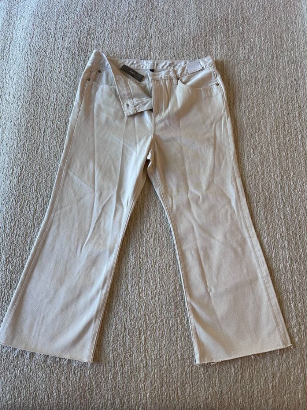 J.Crew '84 Kick Out Jean in Ecru, Raw Hem, Size 32, NWT